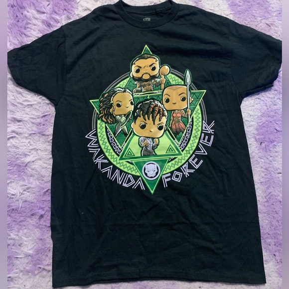 Graphic Shirts Bundle - Picture 4 of 11